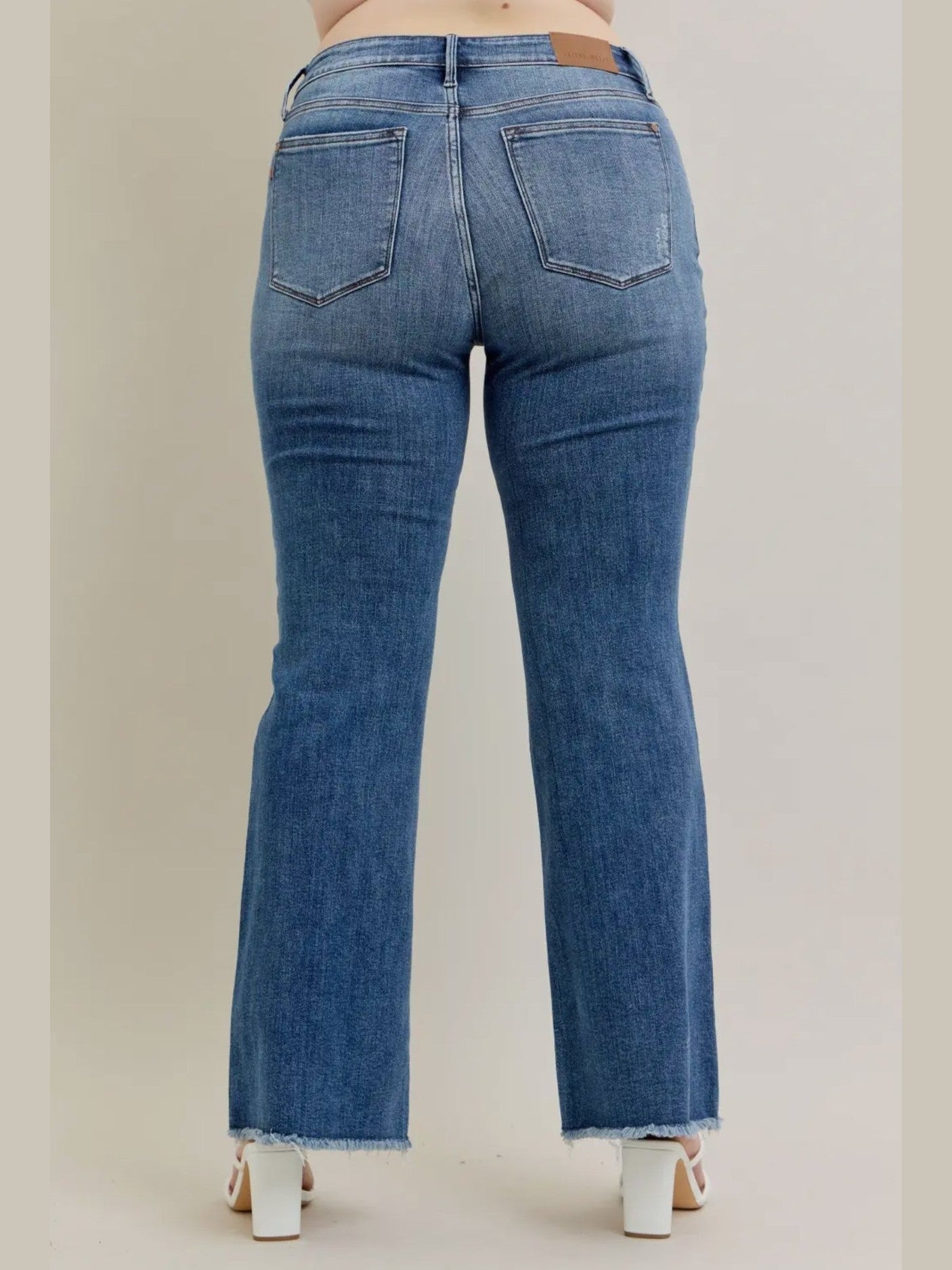 THE KARLY VINTAGE WASH FLARE DENIM JEANS
