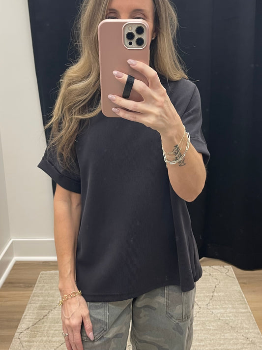 THE ELLA RIBBED CUFFED TOP - off black