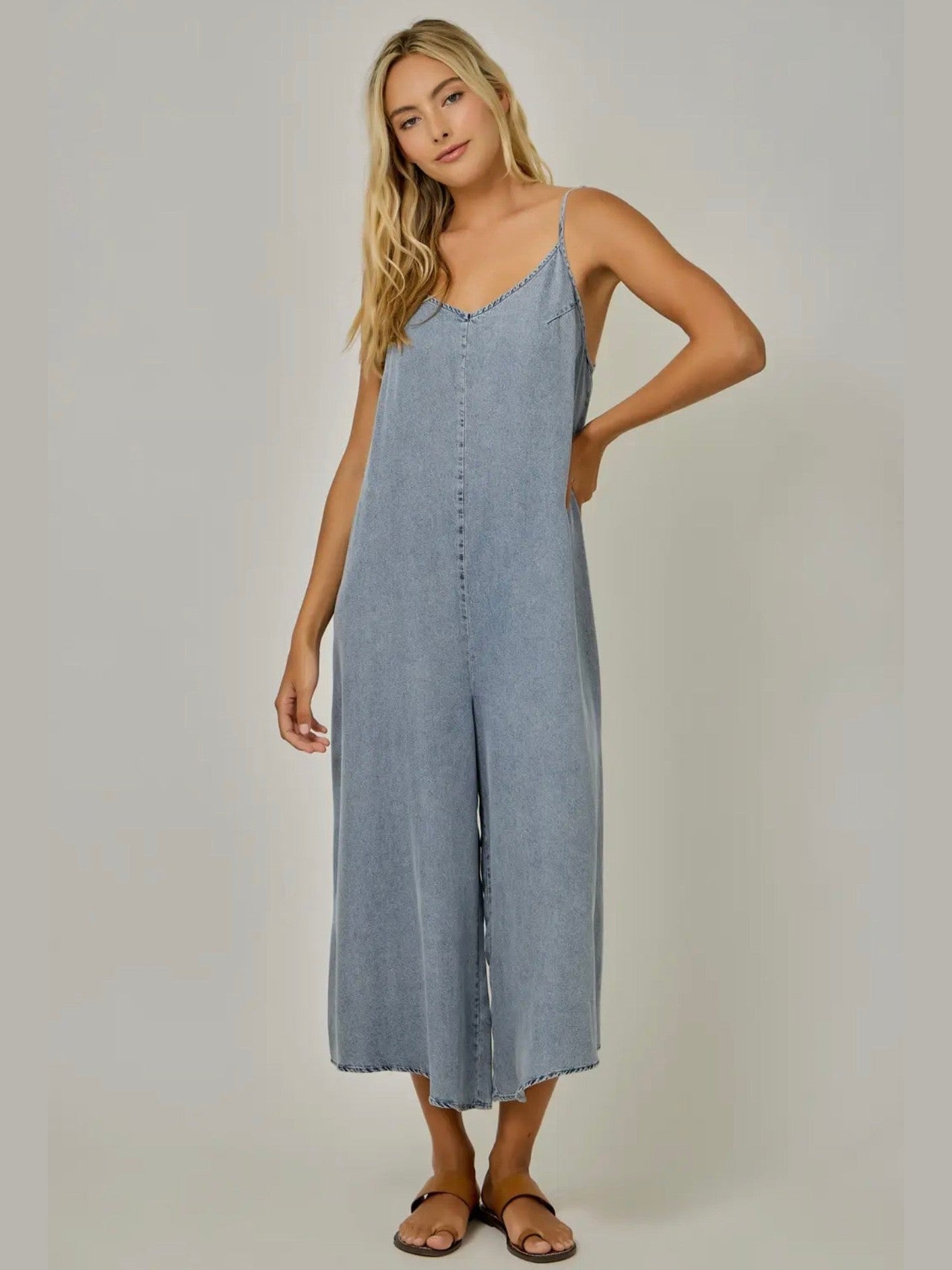 THE DONNA WASHED TENCEL JUMPSUIT  - lt denim