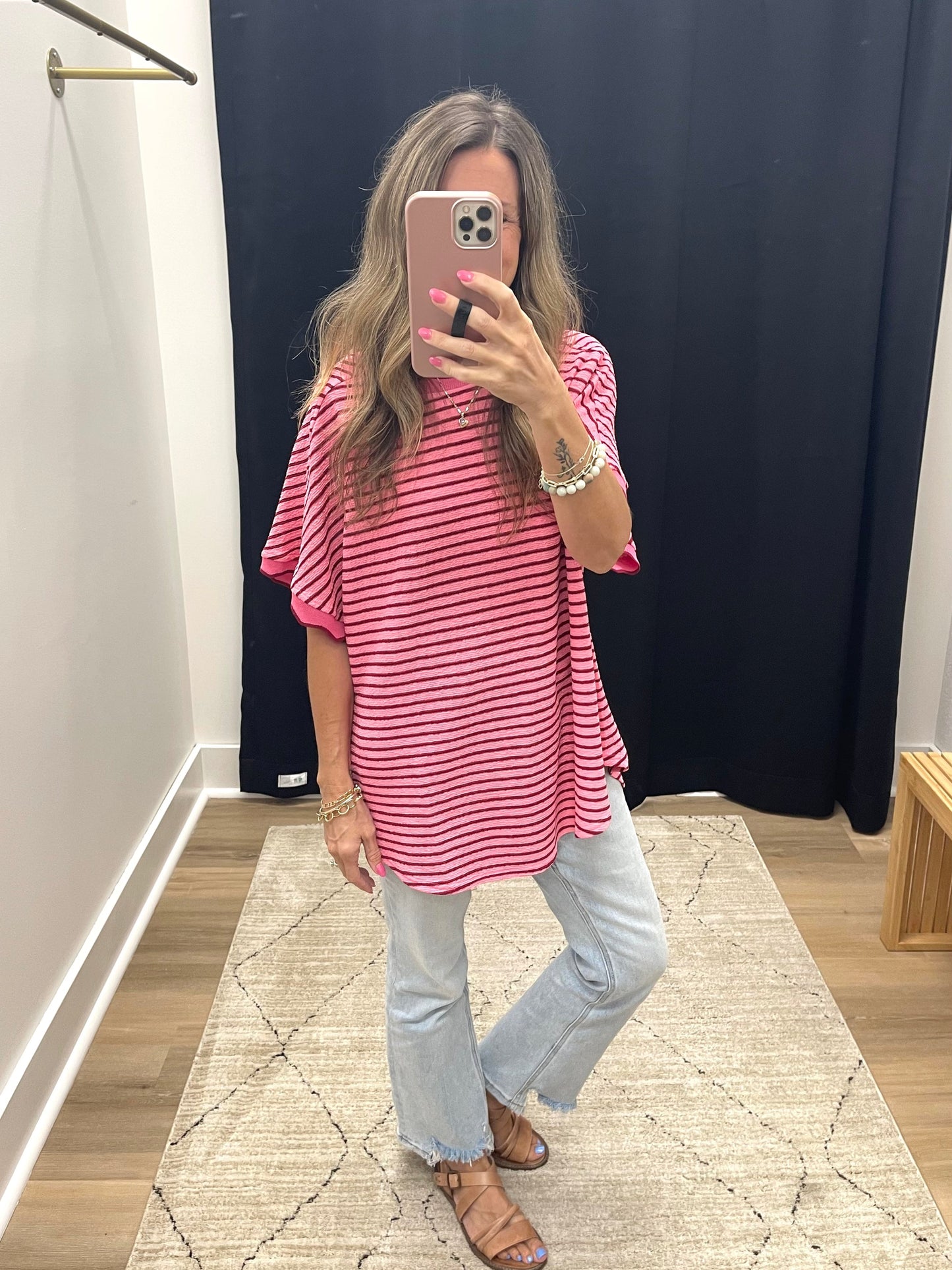 THE BRENDA SCALLOP TRIM STRIPE KNIT TOP - pink