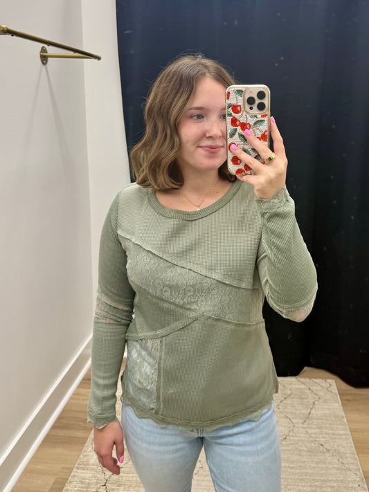 THE WENDY WAFFLE RIBBED LACE PATCH TOP - sage