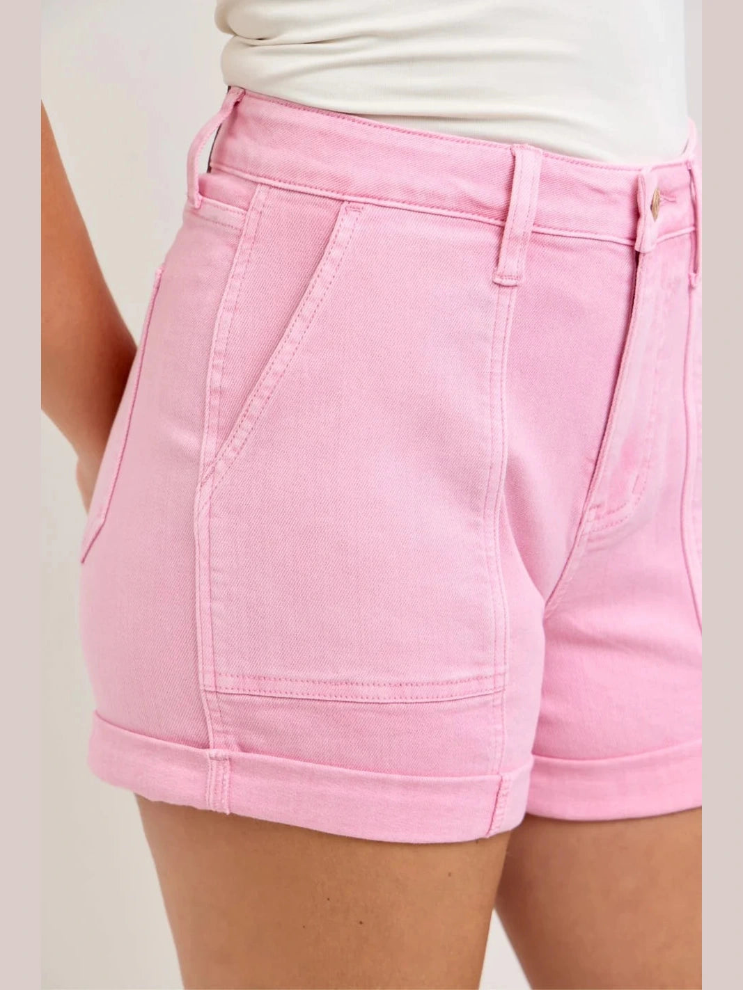THE AURORA WEEKENDER DOUBLE CUFF SHORTS - pink