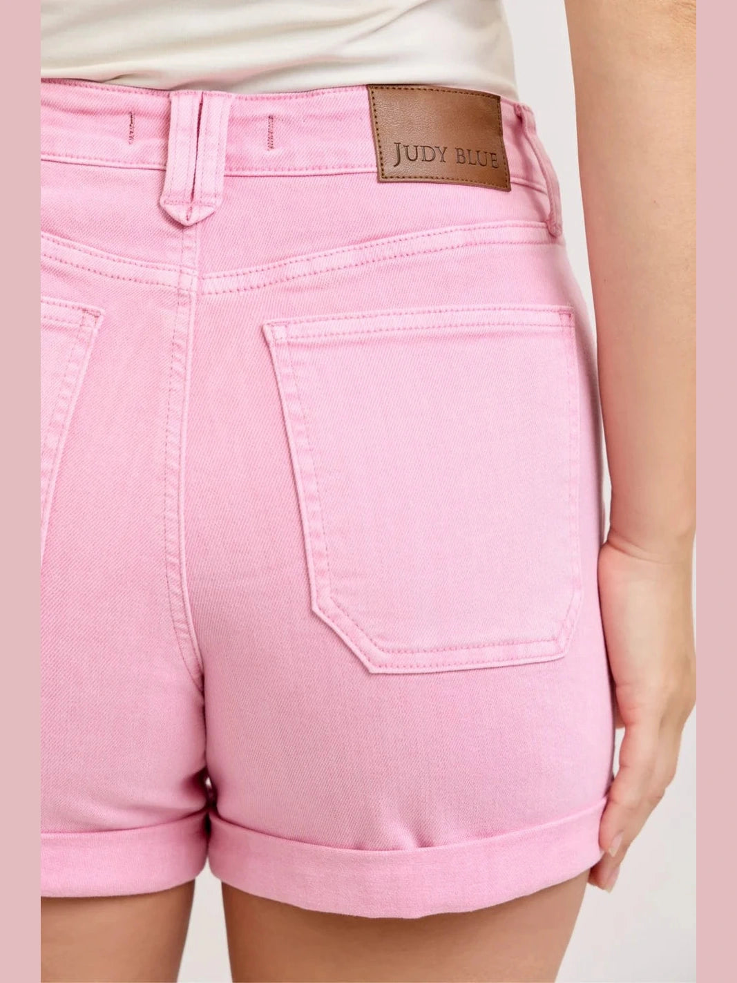 THE AURORA WEEKENDER DOUBLE CUFF SHORTS - pink