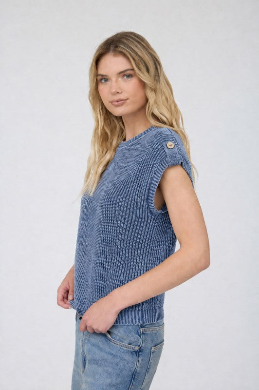 THE NADINE ACID WASH TAB SLEEVE TOP - blue