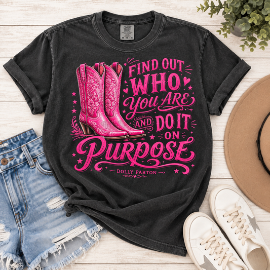 PREORDER DOLLY BOOTS GRAPHIC TEE - pepper