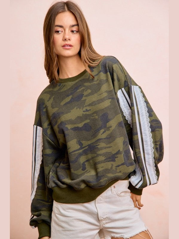 THE REMI LACE TRIMMED CAMO OVERSIZED SWEATSHIRT