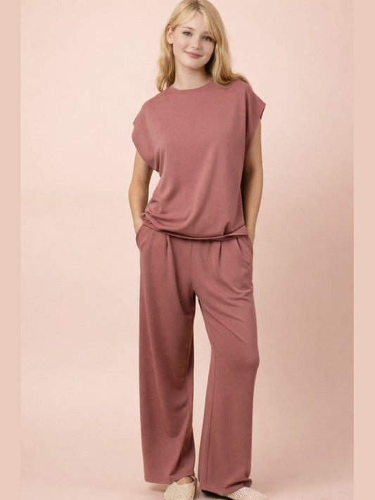 THE JOLIE COMFY KNIT SET - 2 colors