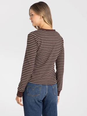 THE AERIS BUTTER SOFT HENLEY TOP - chocolate