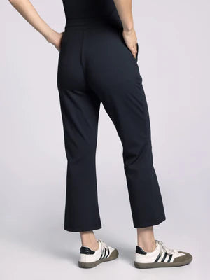 THE CLARA ATHLESIURE CROPPED PANT - black