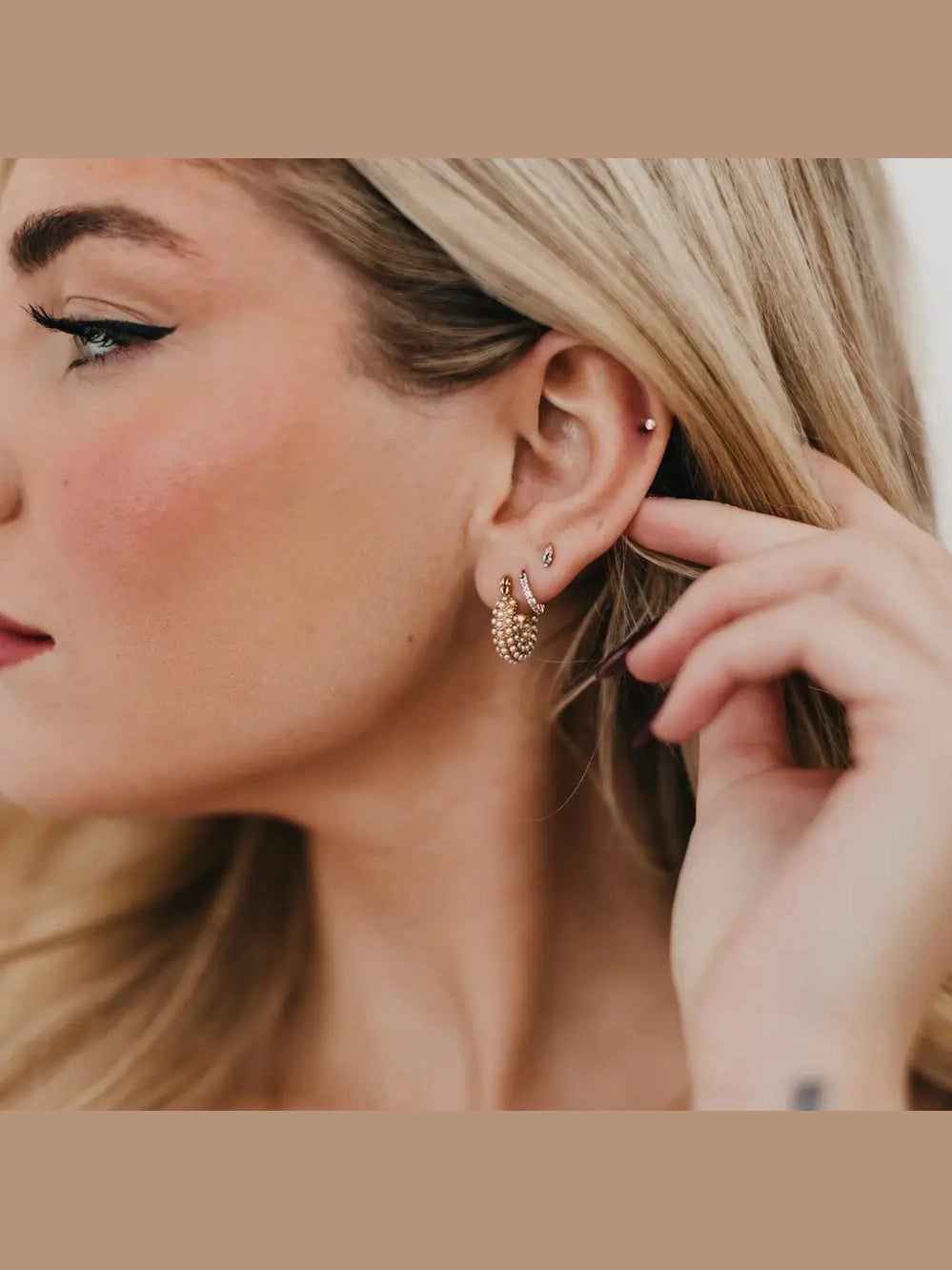 THE HAILEY HUGGIE PEARL EARRINGS - gold