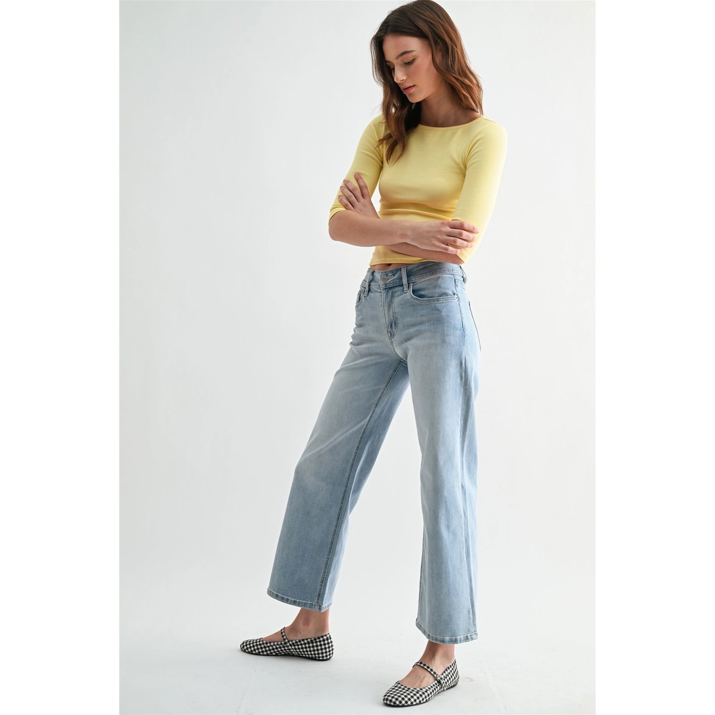 THE LAURIE MID RISE WIDE LEG ANKLE DENIM - lt wash