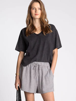 THE ISMERIA V NECK TEES  - black