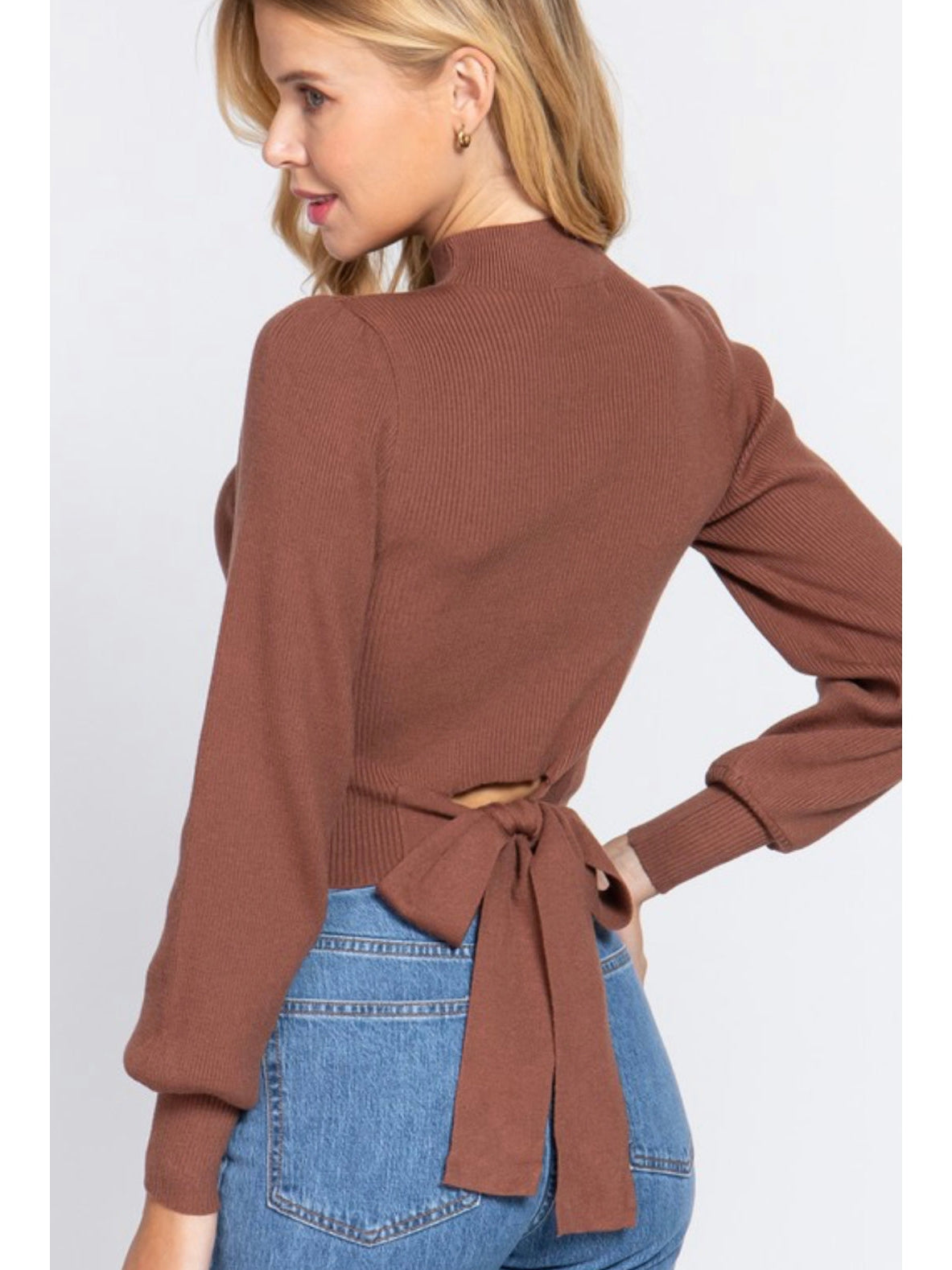 THE ANA TIE BACK SWEATER - truffle