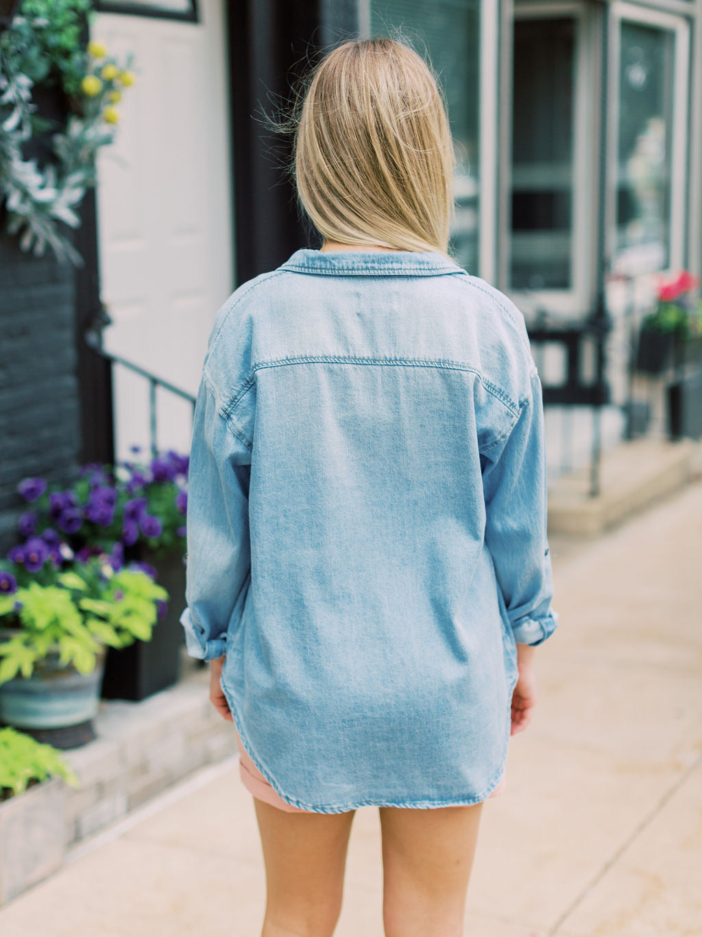 THE JOANNA LIGHT WASH DENIM SHACKET