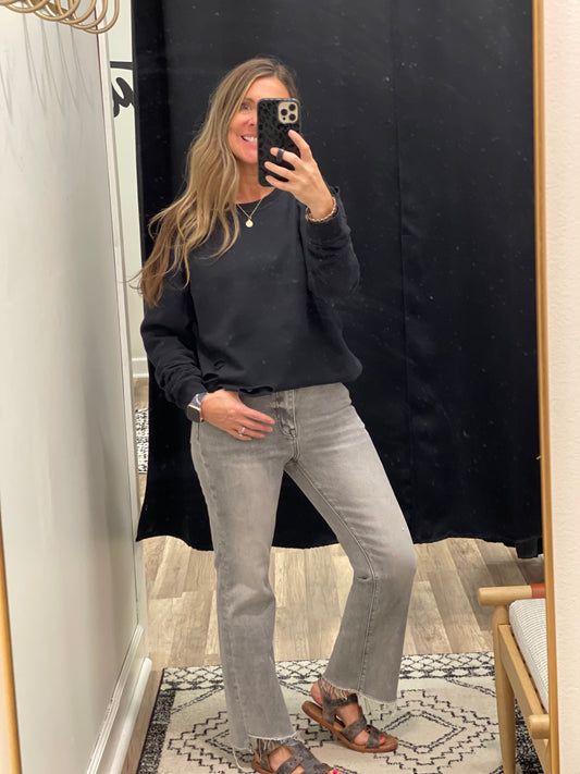 THE BRENNA DISTRESSED SWEATSHIRT - black